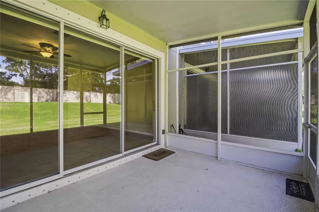 8230 72nd Street E Bradenton FL 34201