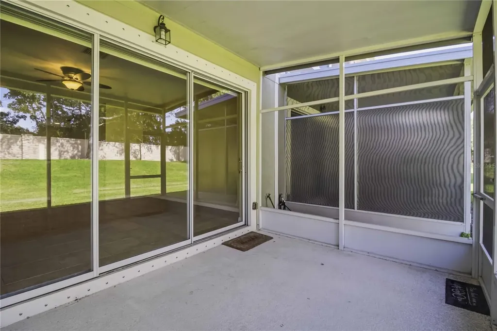 8230 72nd Street E Bradenton FL 34201