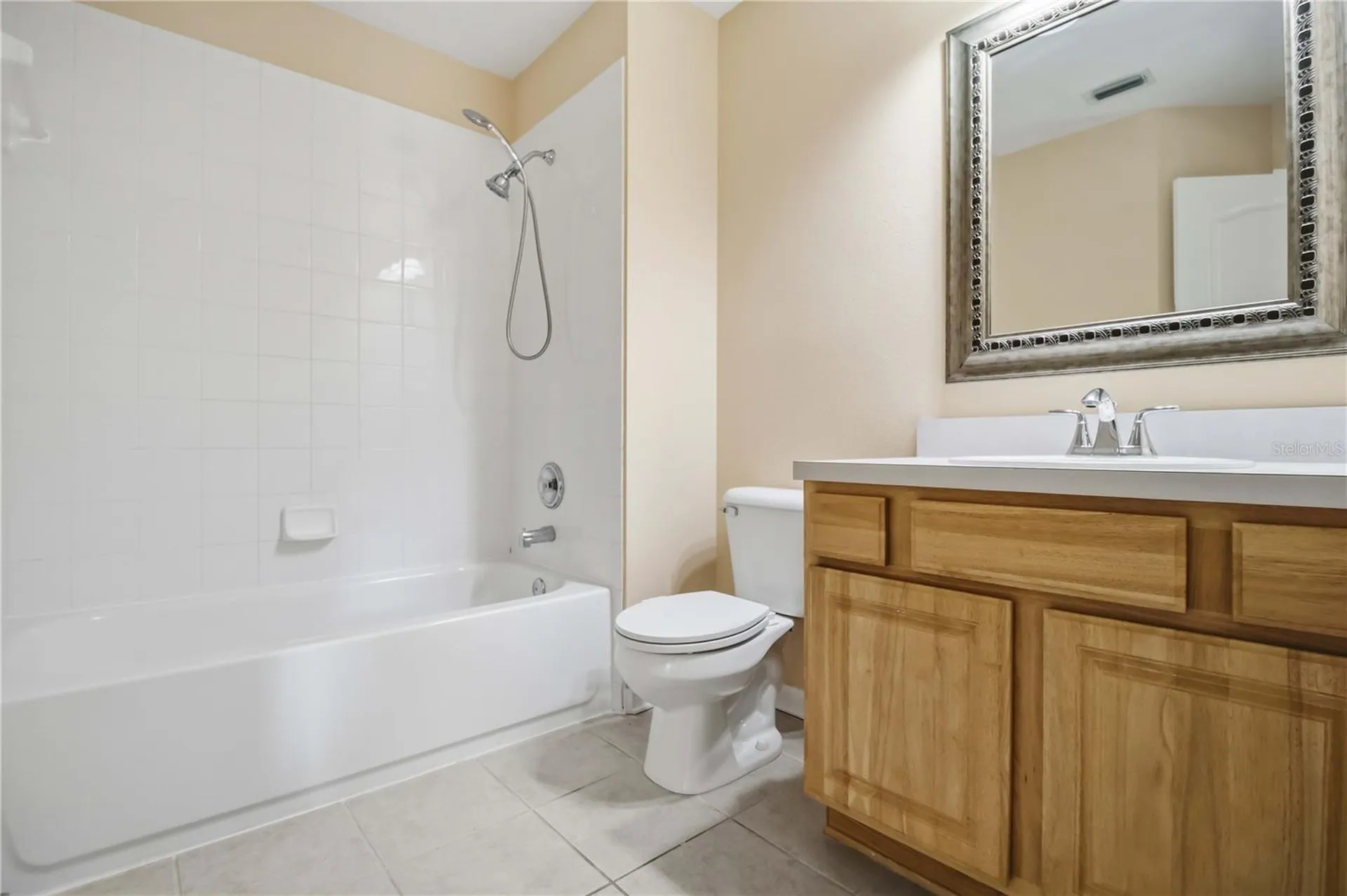 8230 72nd Street E Bradenton FL 34201