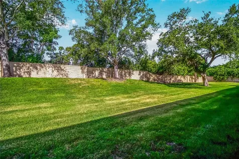 8230 72nd Street E Bradenton FL 34201