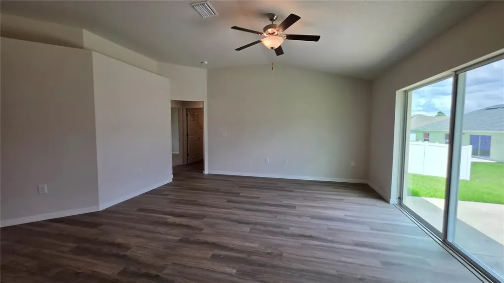 668 W Walkertown Drive Citrus Springs FL 34434