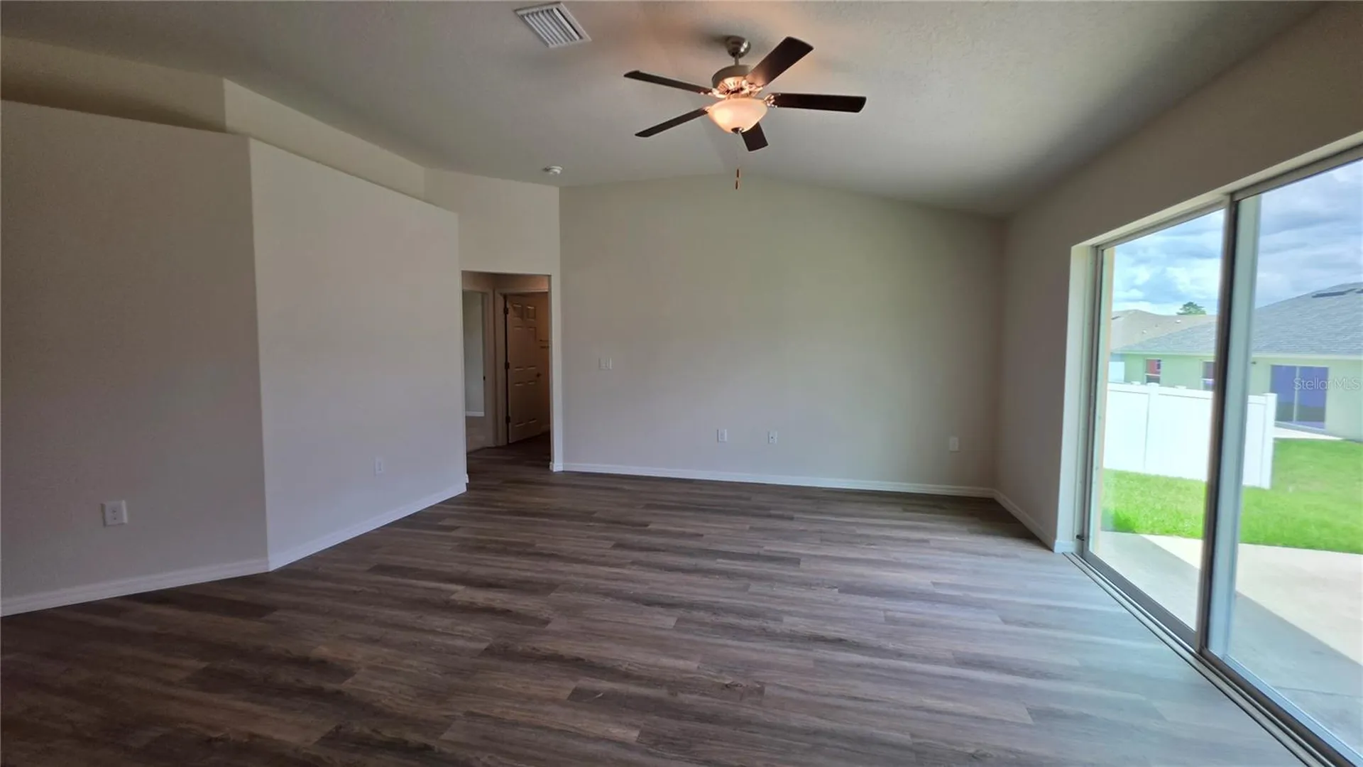 668 W Walkertown Drive Citrus Springs FL 34434