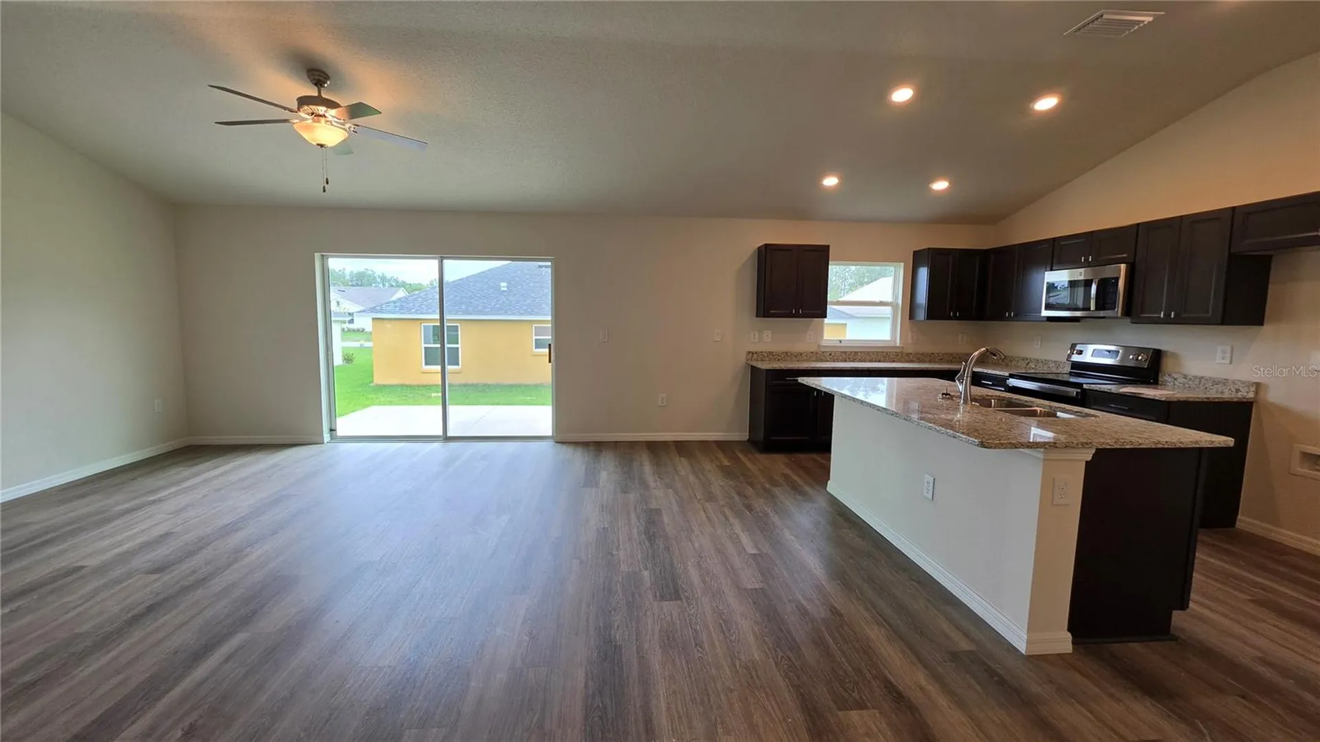 668 W Walkertown Drive Citrus Springs FL 34434