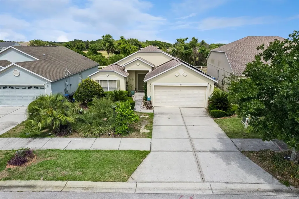 320 Anorak Street Groveland FL 34736