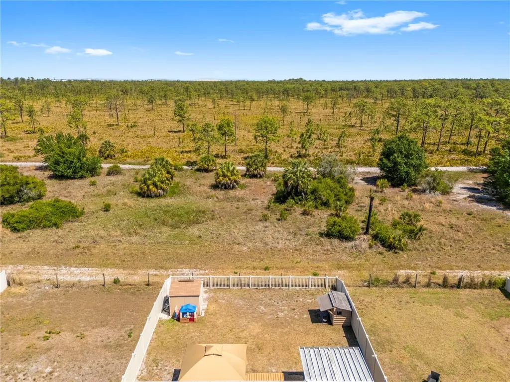 8020 Alamosa Wood Avenue Ruskin FL 33573