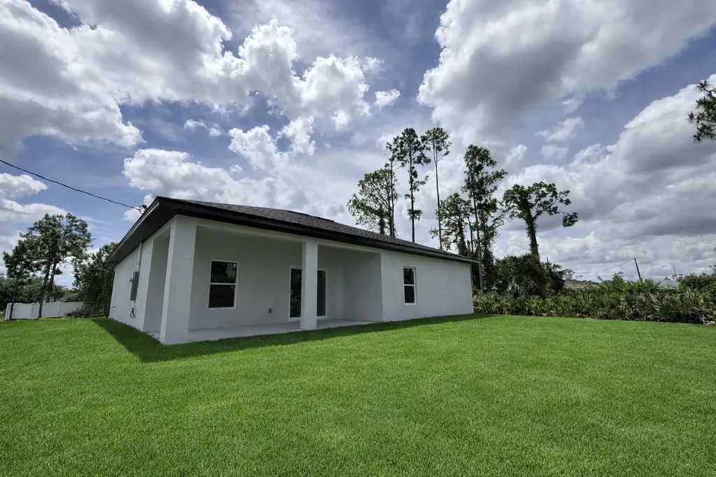 1180 Comfort Lane North Port FL 34288