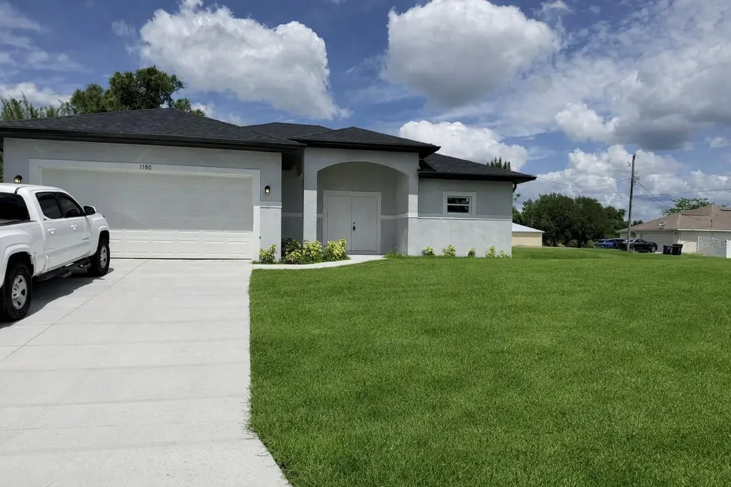 1180 Comfort Lane North Port FL 34288