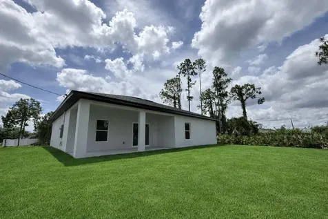 1180 Comfort Lane North Port FL 34288