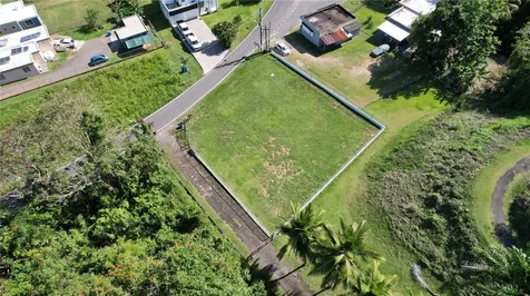 637ST Bo Miraflores #8-a Arecibo PR 00612