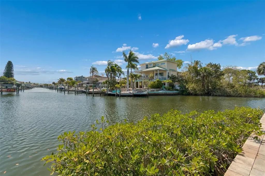 15528 Allmand Drive Hudson FL 34667