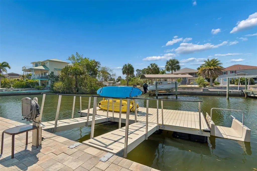 15528 Allmand Drive Hudson FL 34667