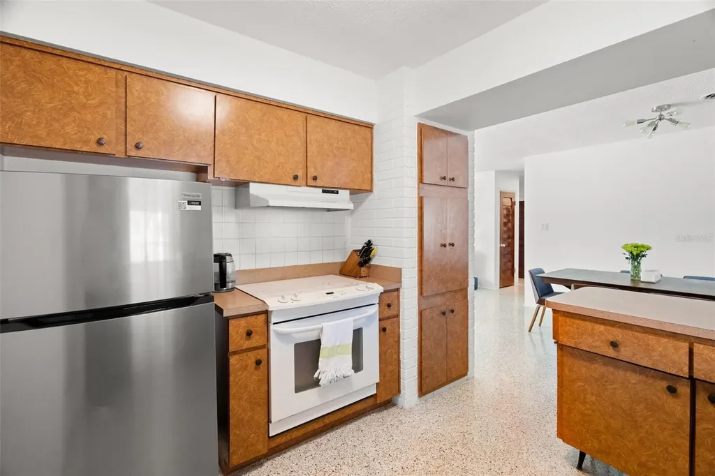 2671 W Bay Isle Drive SE St Petersburg FL 33705