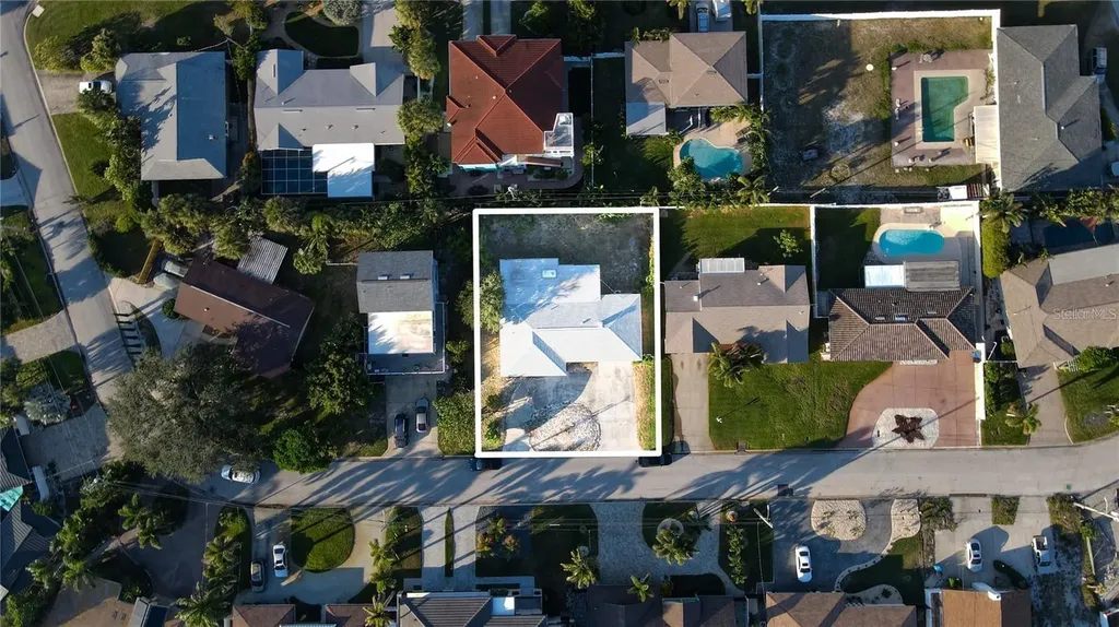 2671 W Bay Isle Drive SE St Petersburg FL 33705