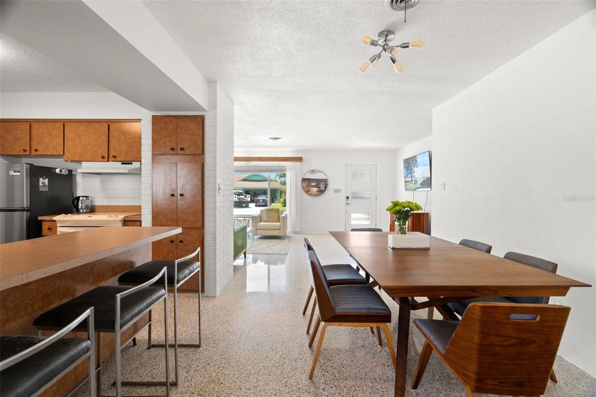 2671 W Bay Isle Drive SE St Petersburg FL 33705