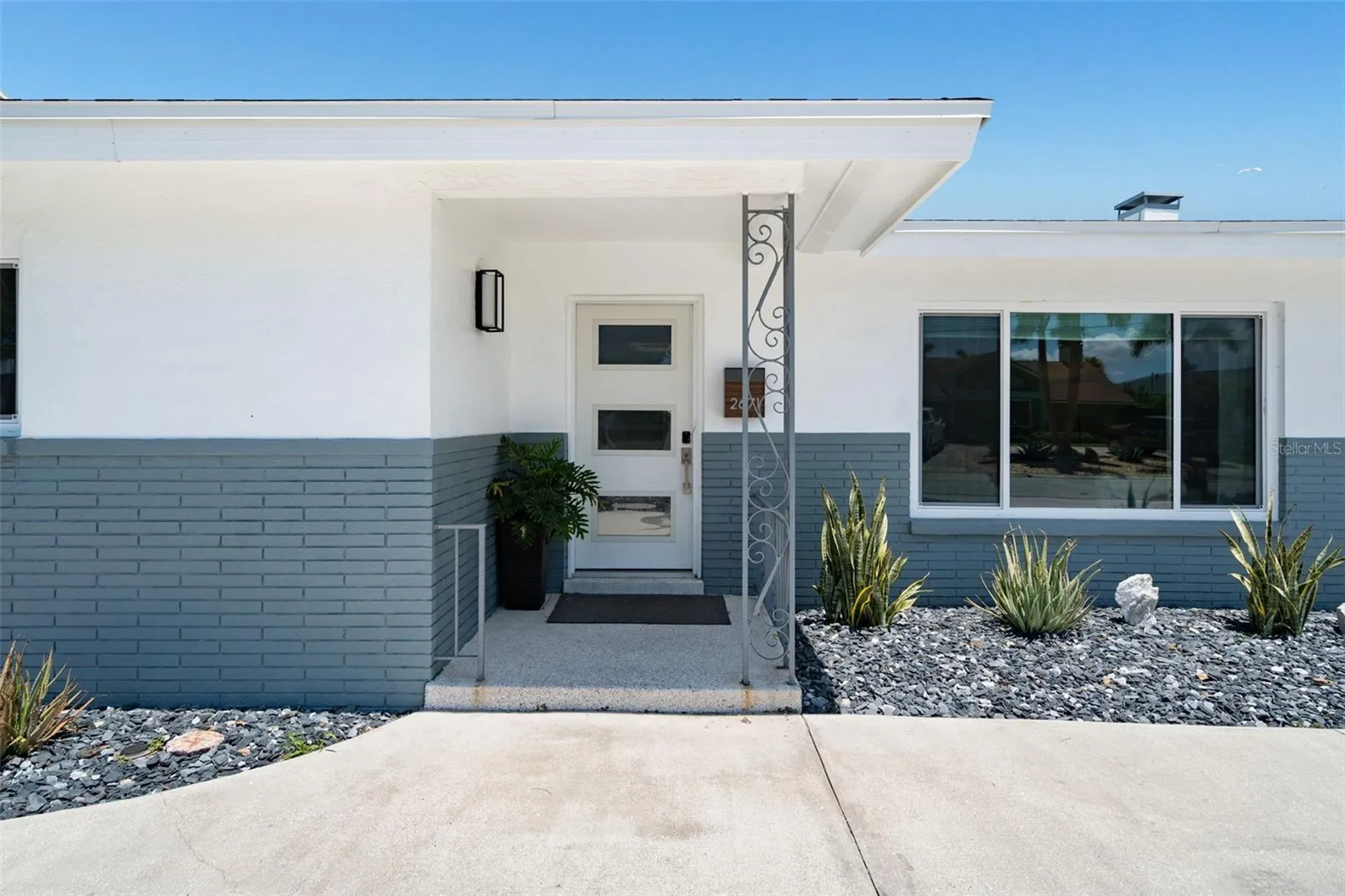 2671 W Bay Isle Drive SE St Petersburg FL 33705