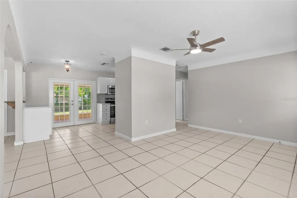 4813 Lake Charles Drive N Kenneth City FL 33709