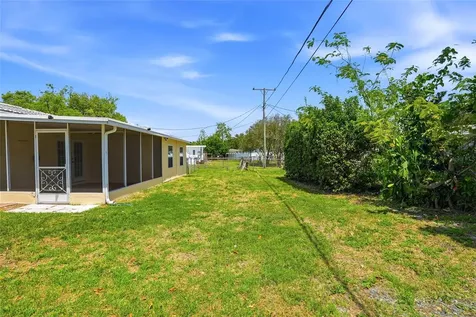 4813 Lake Charles Drive N Kenneth City FL 33709
