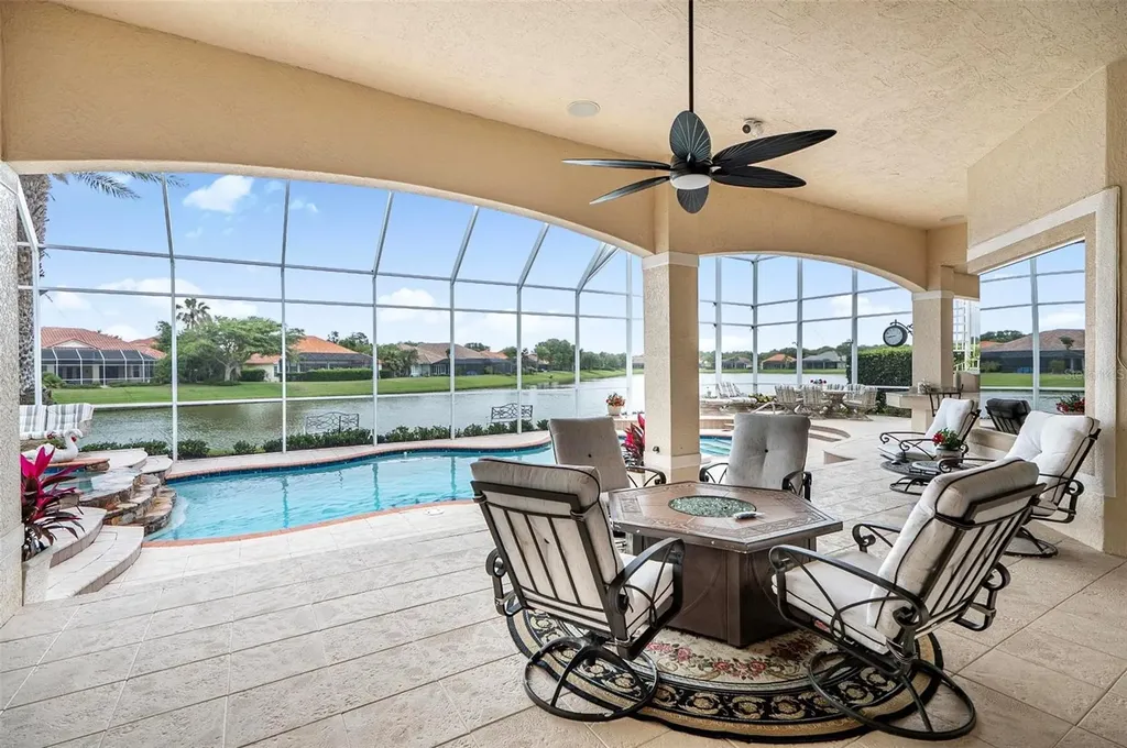 68 Oak View Circle W Palm Coast FL 32137