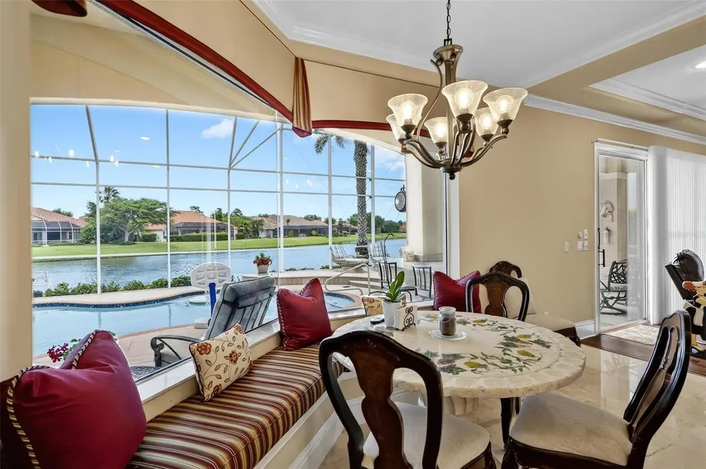 68 Oak View Circle W Palm Coast FL 32137