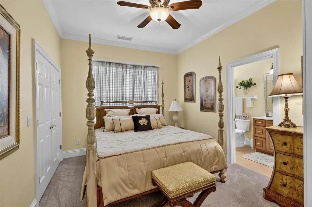 68 Oak View Circle W Palm Coast FL 32137