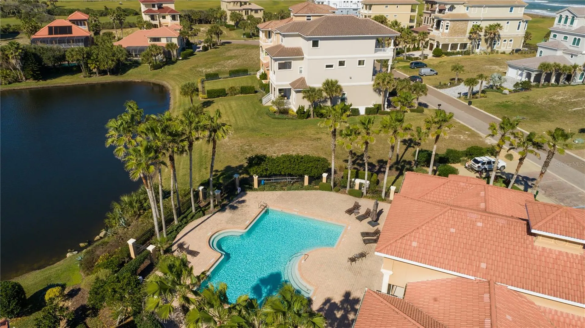 68 Oak View Circle W Palm Coast FL 32137