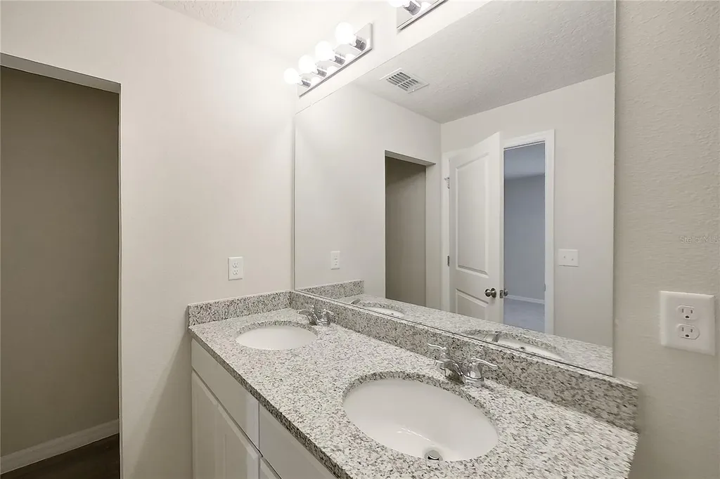 8755 N Nobleton Way Dunnellon FL 34434