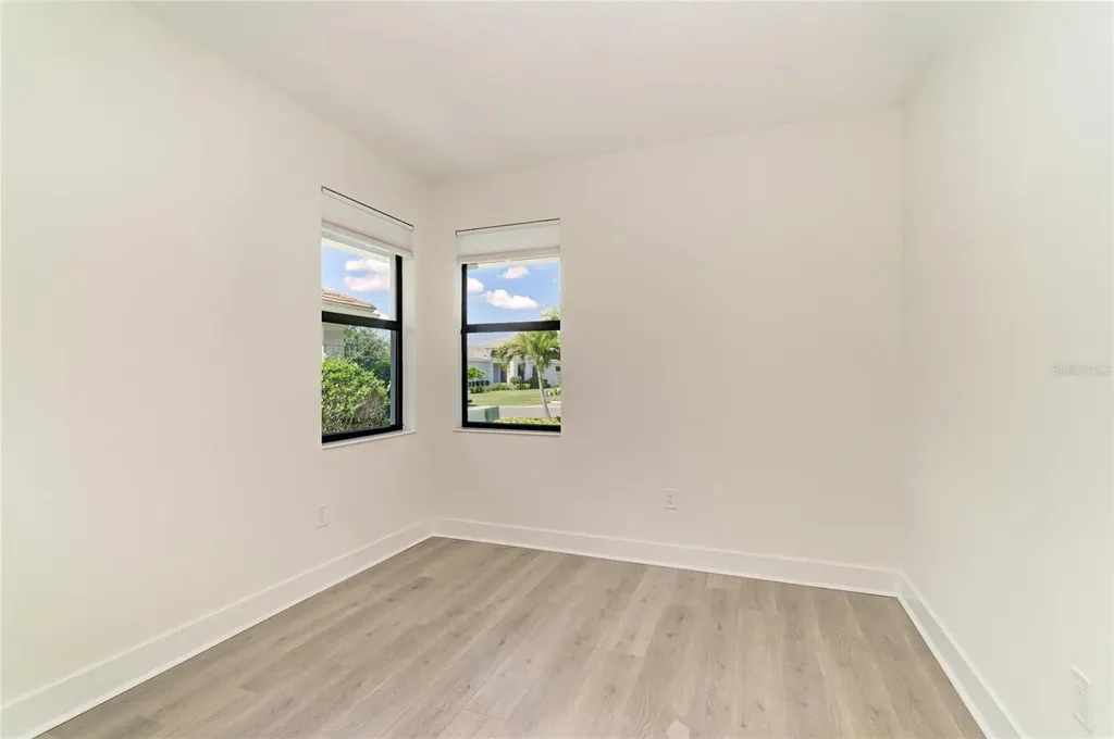 5290 Barnett Circle Bradenton FL 34211