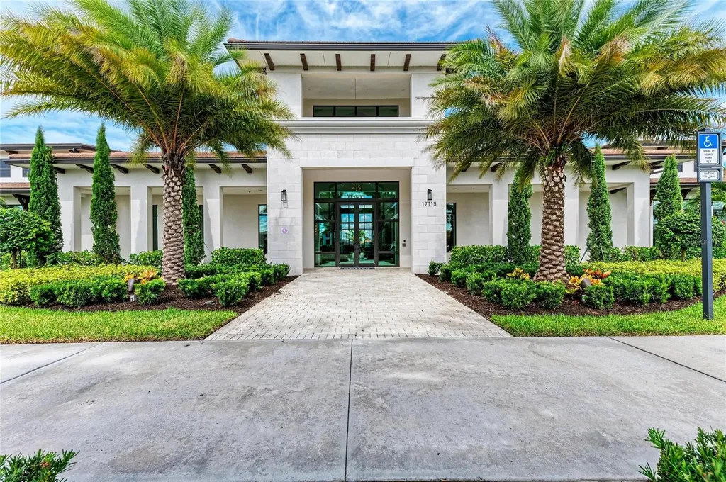 5290 Barnett Circle Bradenton FL 34211