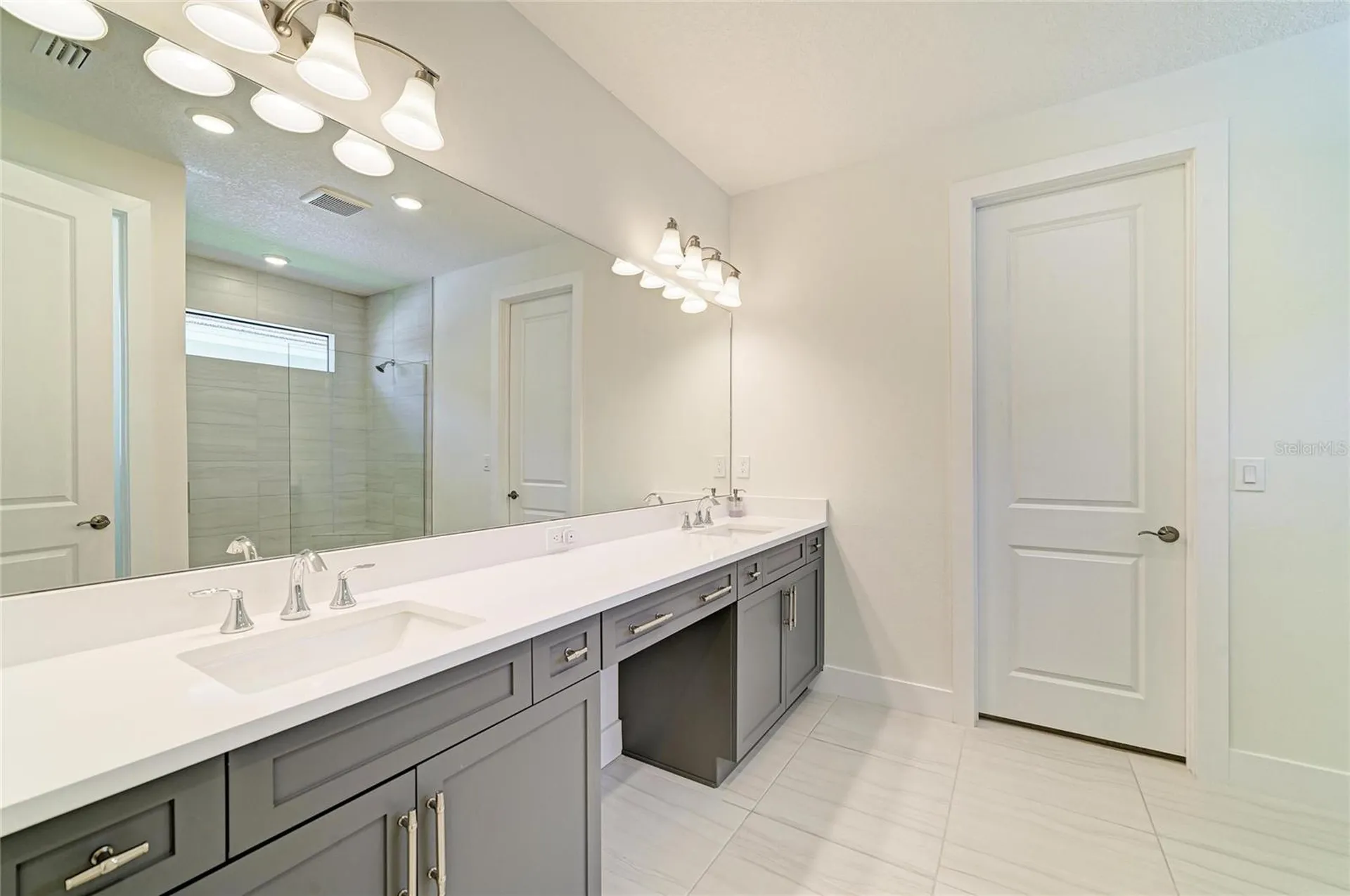 5290 Barnett Circle Bradenton FL 34211