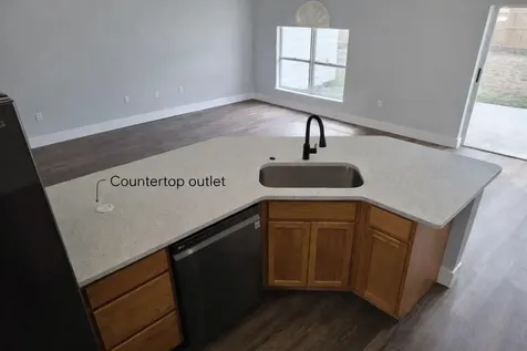 1451 Swan Court Kissimmee FL 34759