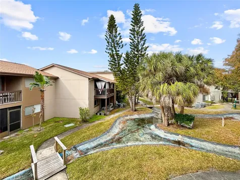 6336 Newtown Circle Tampa FL 33615