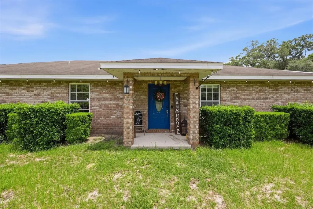 3460 SE County Road 337 Trenton FL 32693