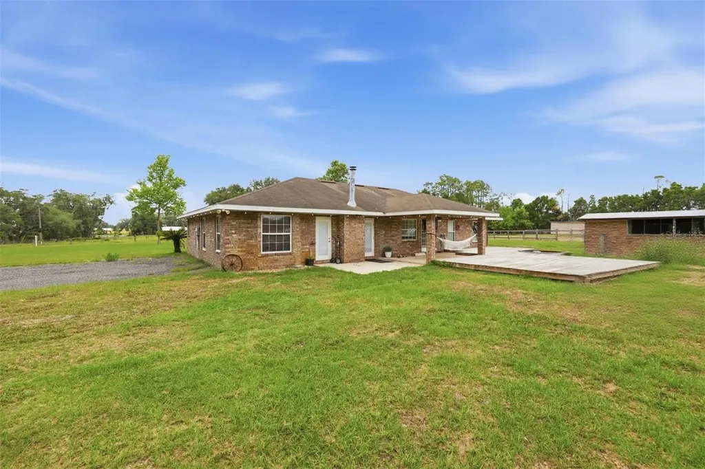 3460 SE County Road 337 Trenton FL 32693