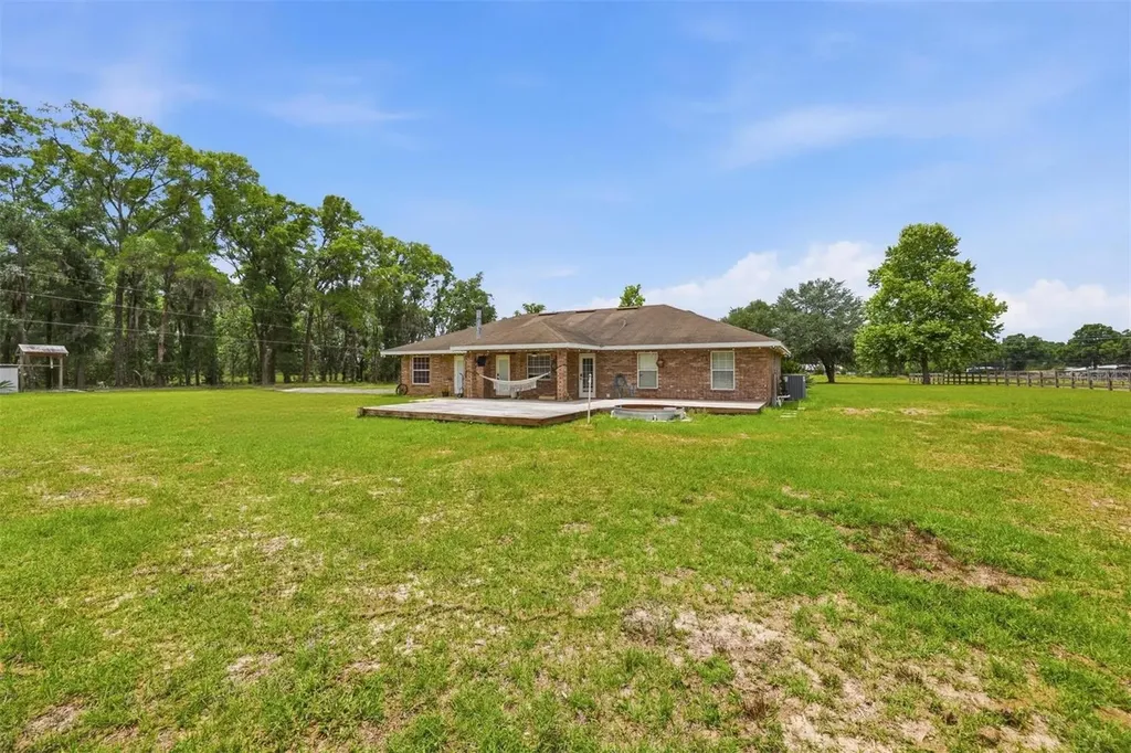 3460 SE County Road 337 Trenton FL 32693