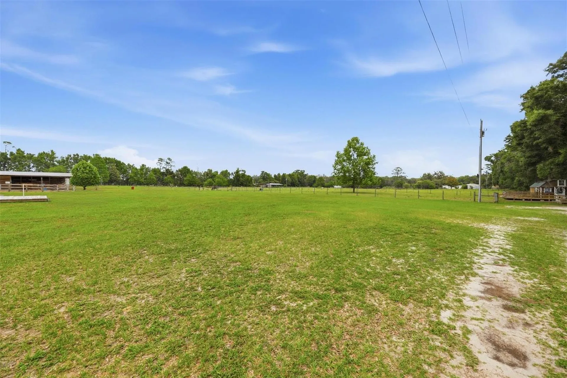 3460 SE County Road 337 Trenton FL 32693