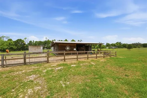 3460 SE County Road 337 Trenton FL 32693