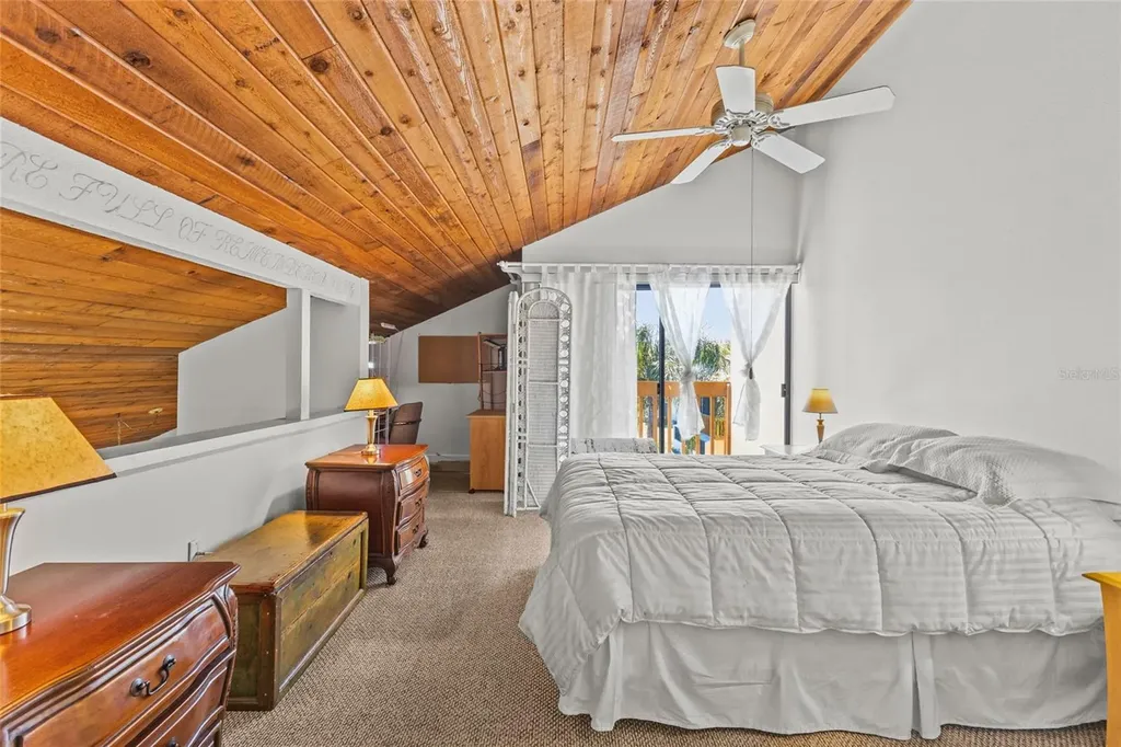 3033 Willow Green Sarasota FL 34235
