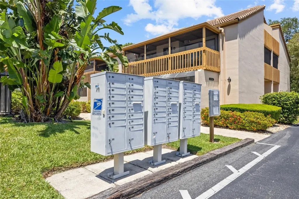 3033 Willow Green Sarasota FL 34235