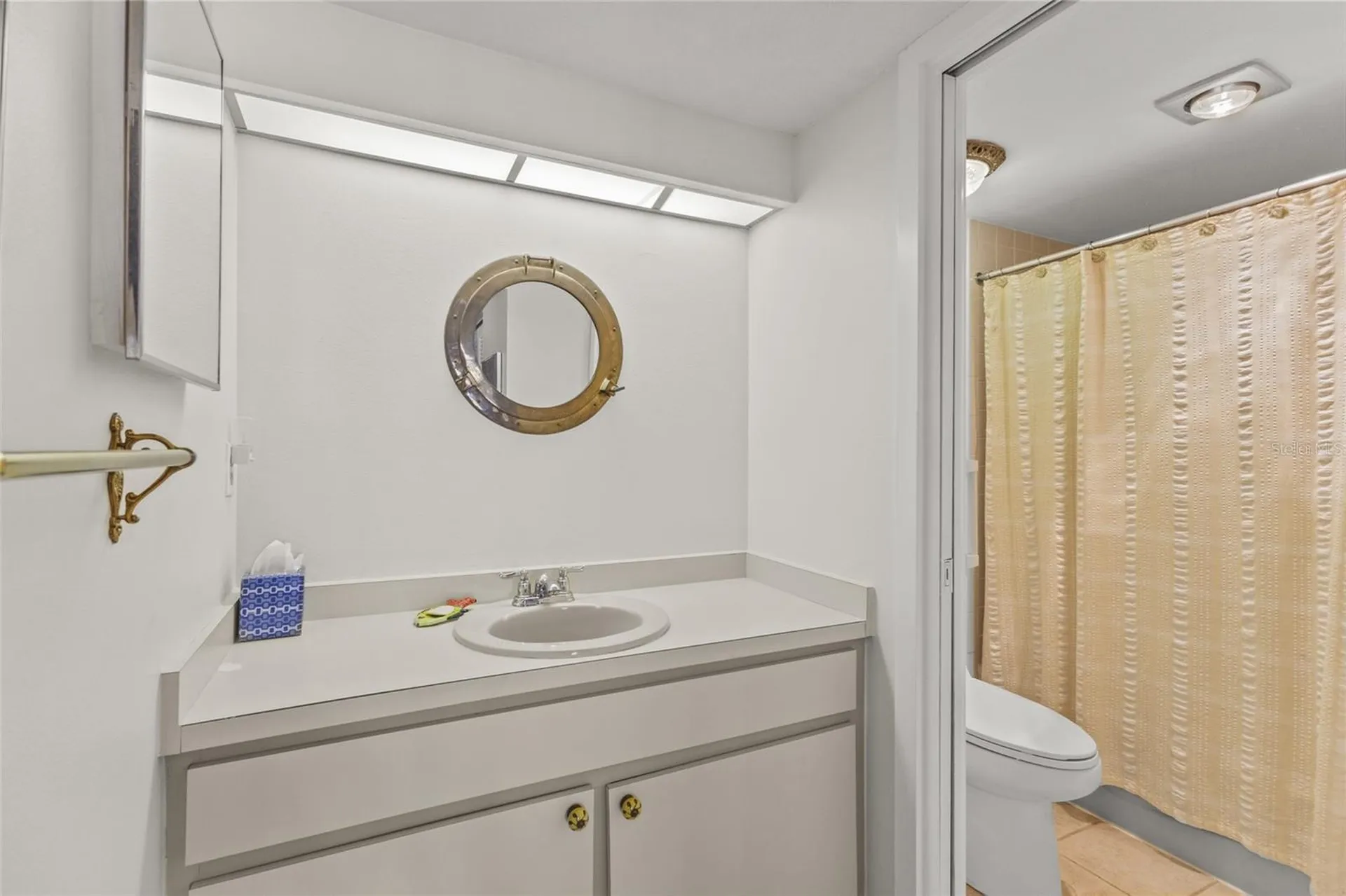 3033 Willow Green Sarasota FL 34235