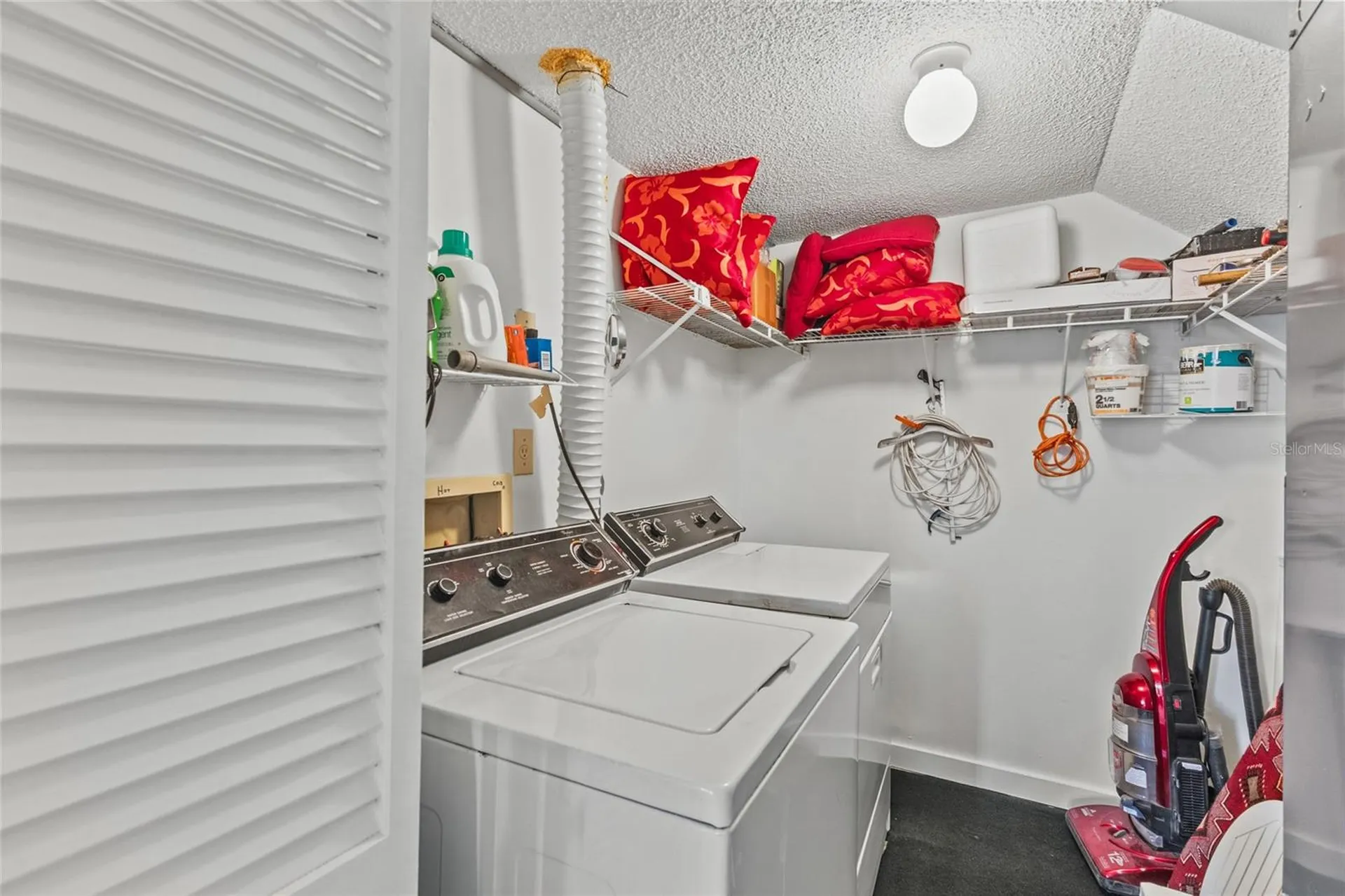 3033 Willow Green Sarasota FL 34235