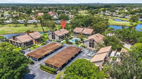 3033 Willow Green Sarasota FL 34235