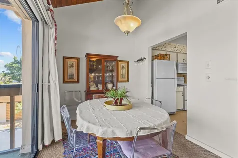 3033 Willow Green Sarasota FL 34235