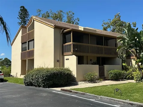 3033 Willow Green Sarasota FL 34235