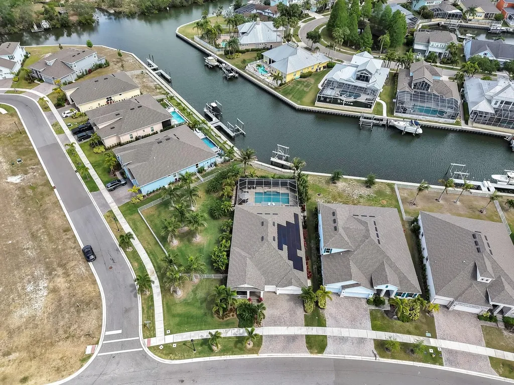 954 Signet Drive Apollo Beach FL 33572