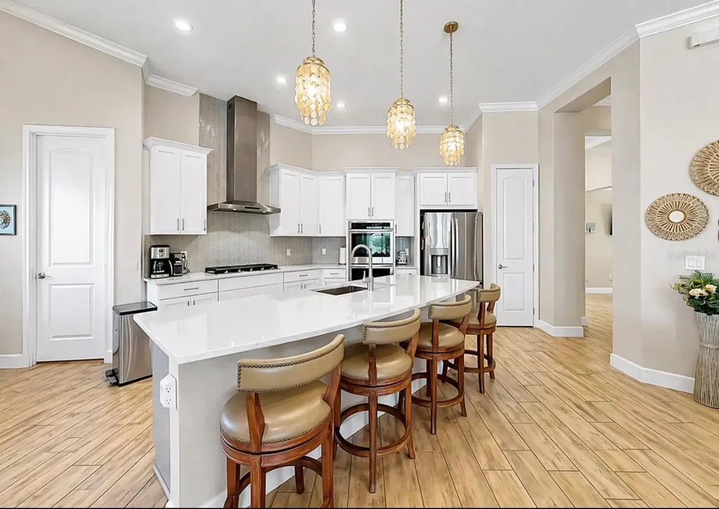 954 Signet Drive Apollo Beach FL 33572