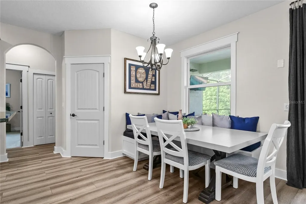 615 Lake Cove Pointe Circle Winter Garden FL 34787