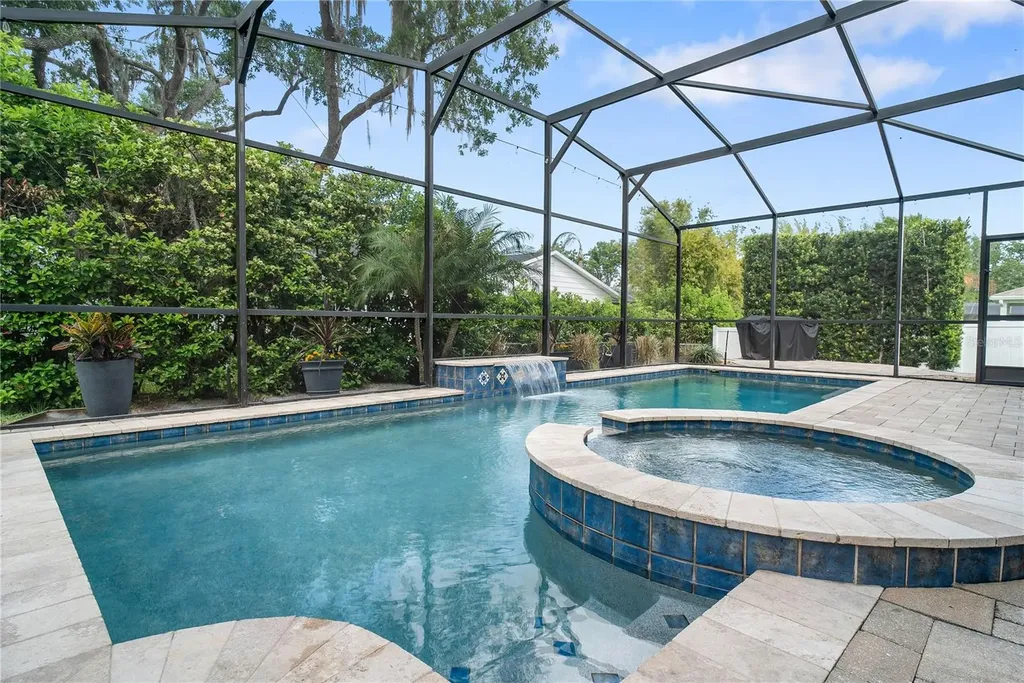 615 Lake Cove Pointe Circle Winter Garden FL 34787