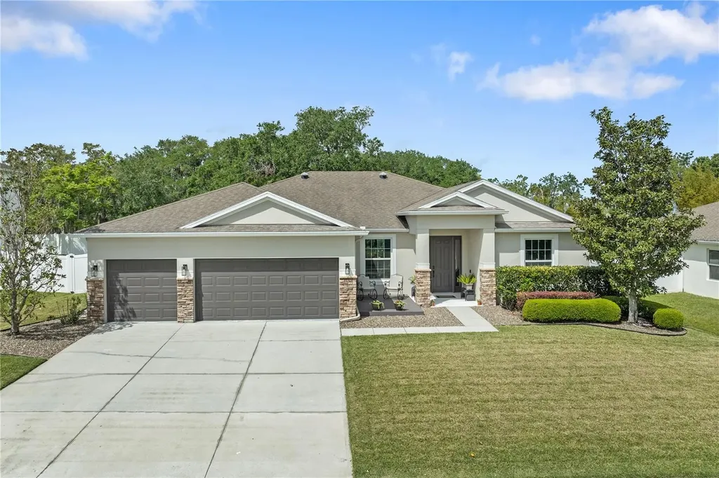 615 Lake Cove Pointe Circle Winter Garden FL 34787