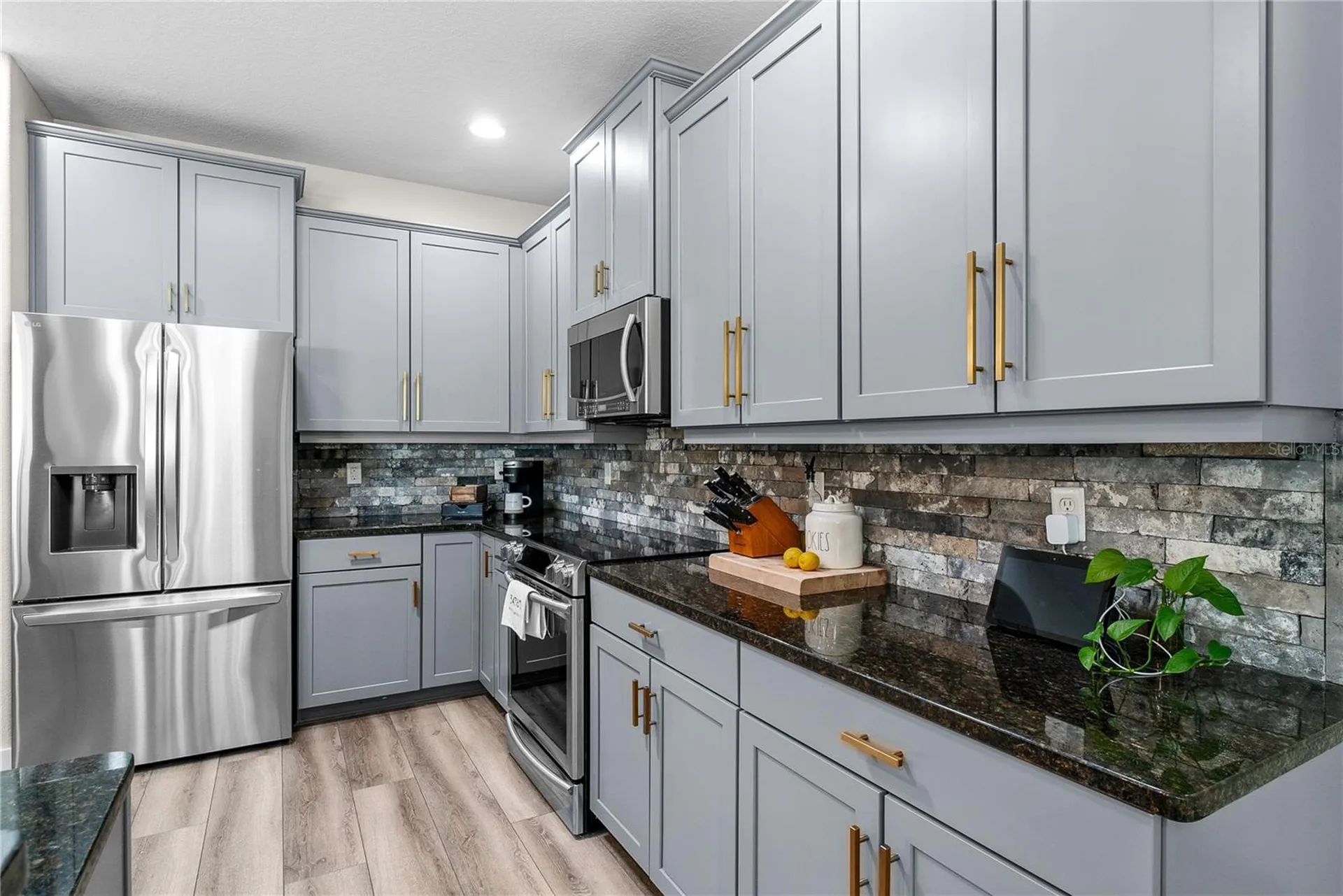 615 Lake Cove Pointe Circle Winter Garden FL 34787