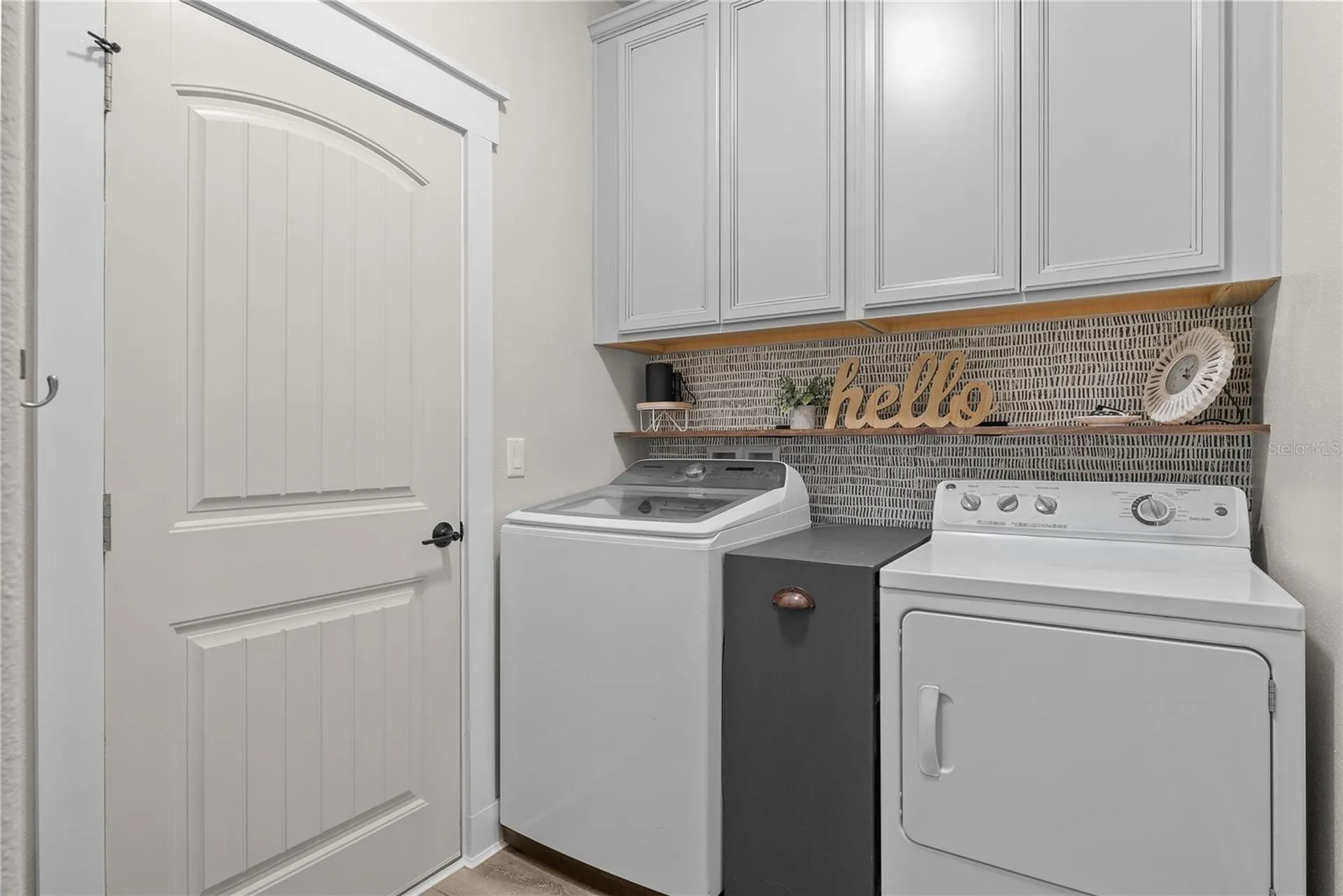 615 Lake Cove Pointe Circle Winter Garden FL 34787